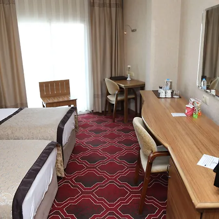 Lidya Sardes Thermal & Hotel 4*